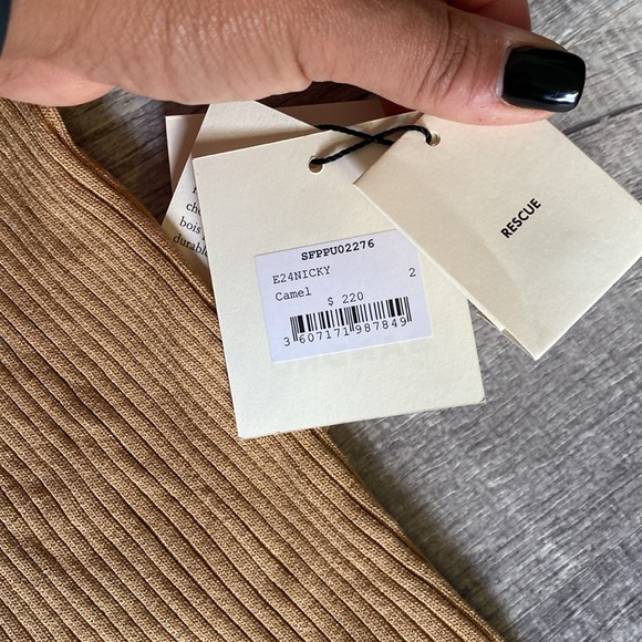 Sandro Vest Top with Rhinestones - Picture 8 of 11